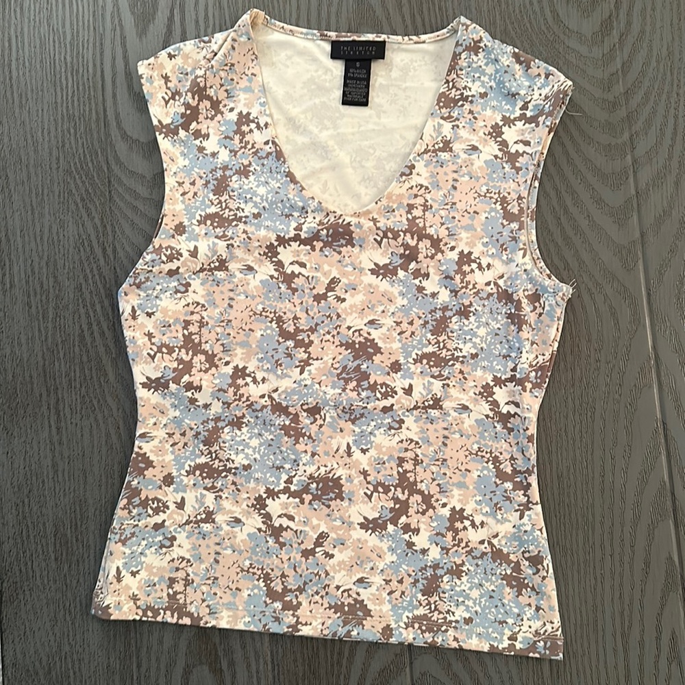 Limited Tank top - like new
